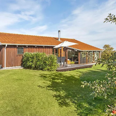 Hébergement de vacances Belle Maison De 3 Chambres À Ebeltoft *